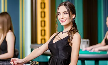 Đá gà trực tiếp VNQ8